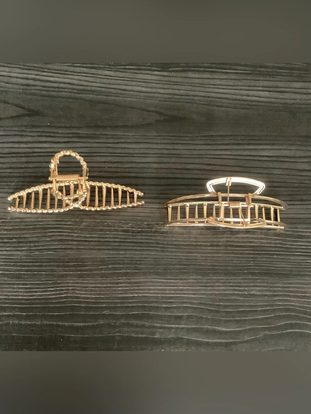 Set of 2 Gold Tone Metal Hair Claw Clips